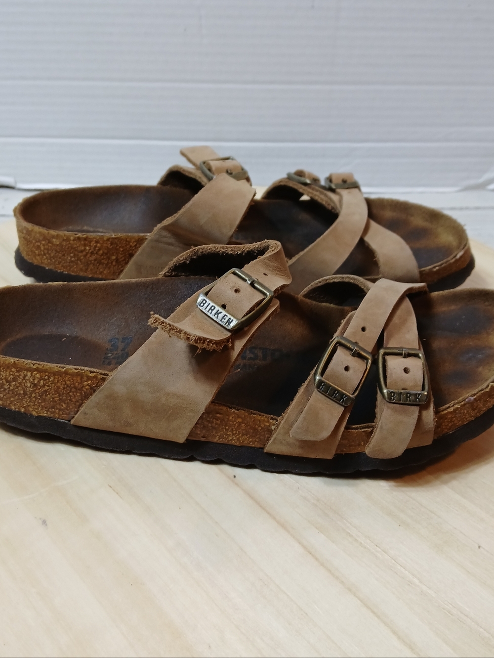 Women's Birkenstock Slide Sandals Brown Size 37 USA (6-6.5)